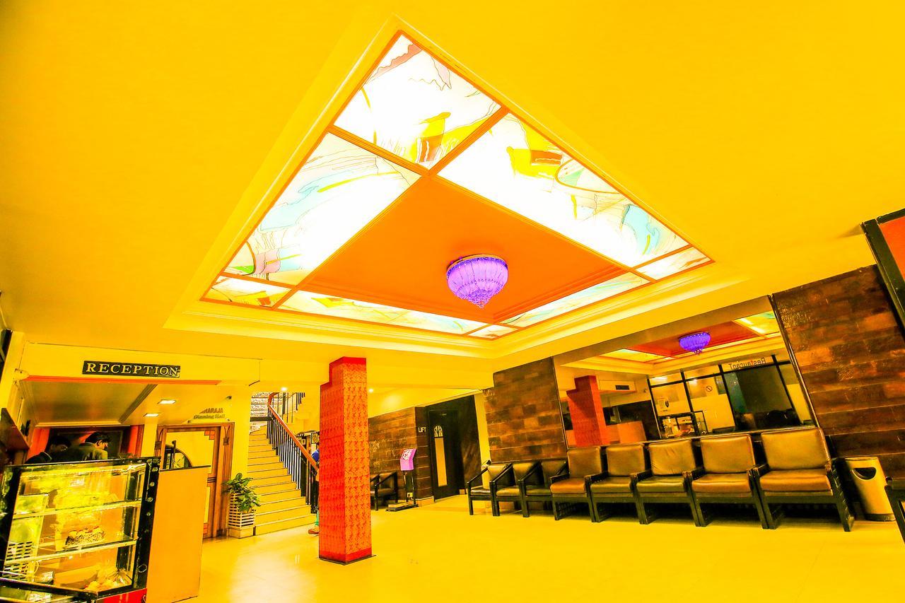 Hotel Sangam Karād Exteriér fotografie